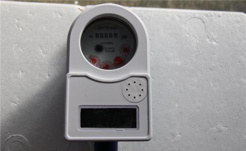 預(yù)付費(fèi)水表怎么看呢？--老王說(shuō)表