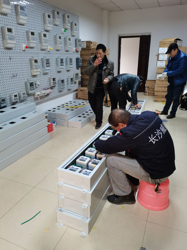 智能電表來了，預(yù)付費(fèi)電表該下崗了嗎？